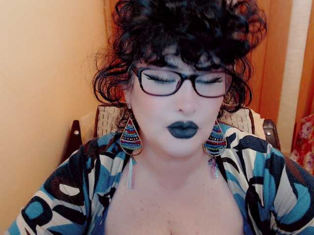 Nuotraukos QueenOfSin GODESS ​OF ​YOUR ​SOUL ​AND ​QUEEN ​OF ​SIN ​IS ​HERE!​SHOW ​ME ​YOUR ​LOVE ​AND ​I ​SHOW ​YOU ​PARADISE!#​mistress#​bbw