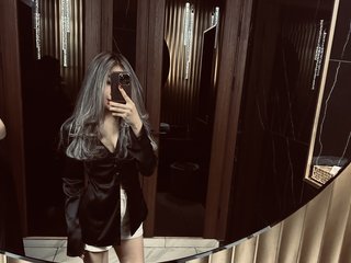 Erotinis vaizdo pokalbis Rae-lil