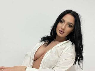 Erotinis vaizdo pokalbis RaisaSalvis