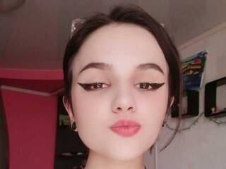 Erotinis vaizdo pokalbis Raitli