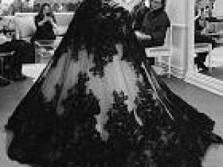 Erotinis vaizdo pokalbis RavenAdams