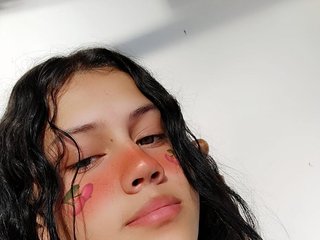 Erotinis vaizdo pokalbis realshy-Stepsis