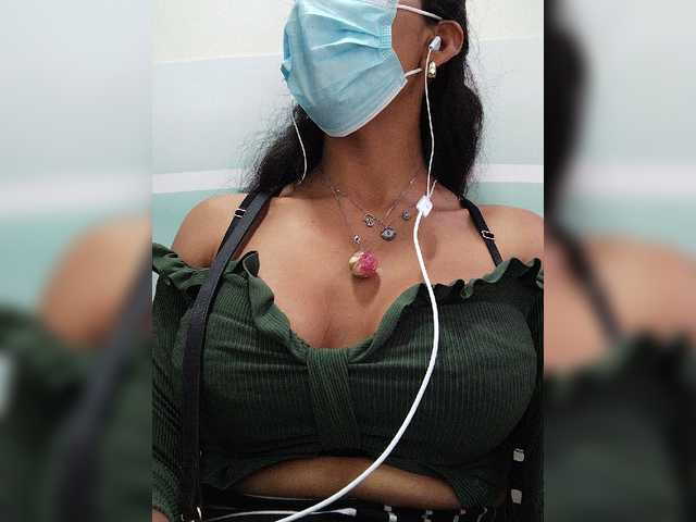 Transliacijos ekrano nuotraukos RebeccaRosse