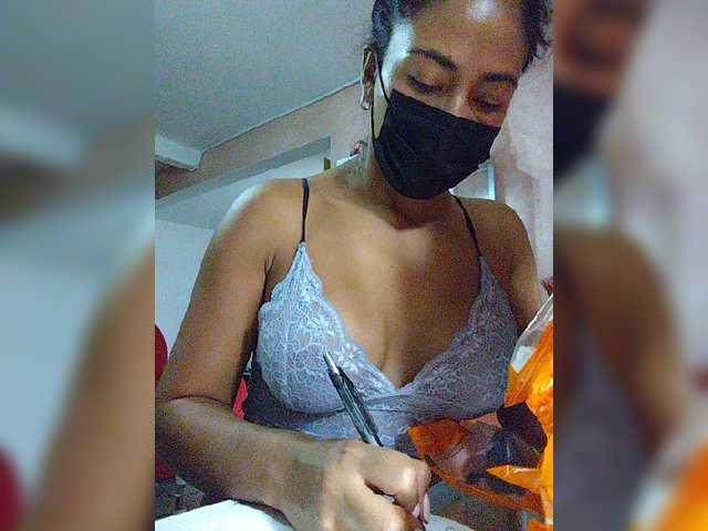 Transliacijos ekrano nuotraukos RebeccaRosse