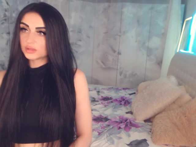 Nuotraukos RebekaMay Hello guys! Make me wet with luch and i cum for u* Lets play**