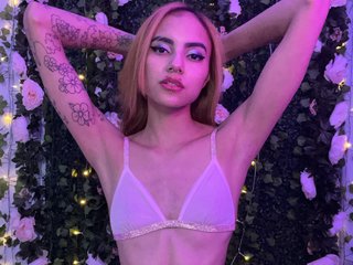 Erotinis vaizdo pokalbis RemiDarklace