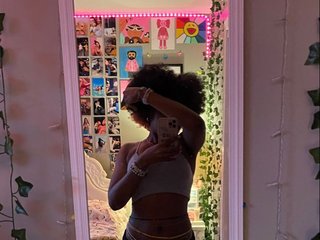 Erotinis vaizdo pokalbis Renaughty