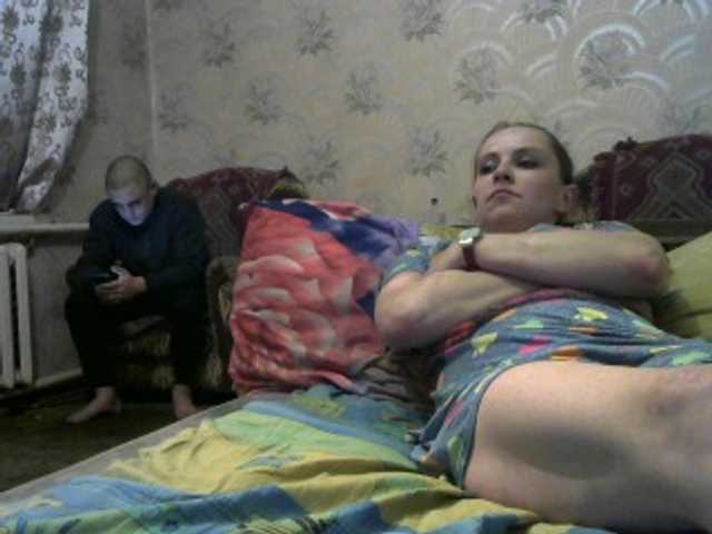 Nuotraukos Johnny_Sonya HELP TO COLLECT AT LEAST 350 TOKENS