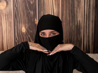 Erotinis vaizdo pokalbis Ridwanaa