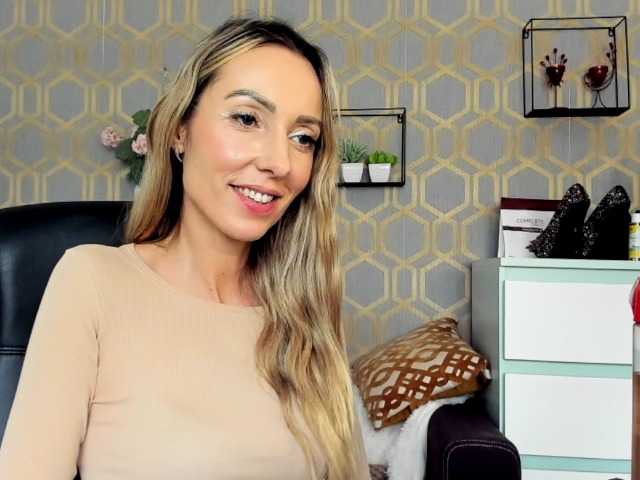 Transliacijos ekrano nuotraukos rikaBlondine