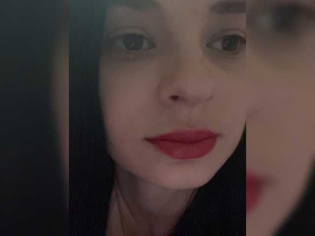 Transliacijos ekrano nuotraukos Tifffannny