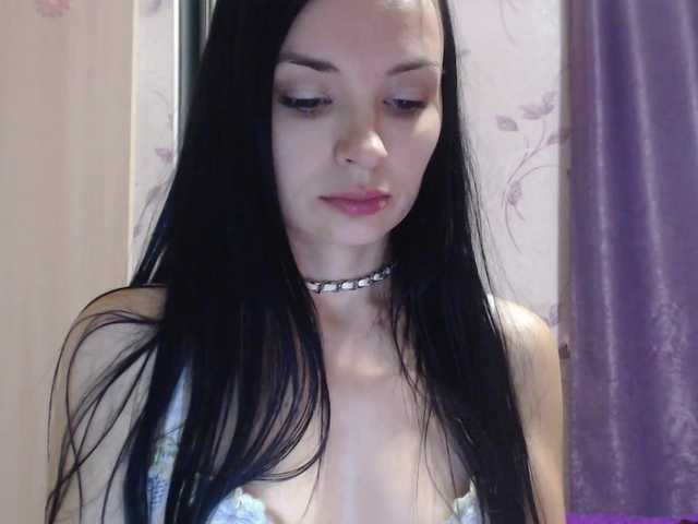 Transliacijos ekrano nuotraukos Tifffannny