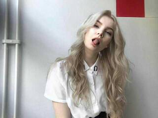 Erotinis vaizdo pokalbis RinaRia