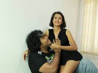 Erotinis vaizdo pokalbis Robbenandyuly