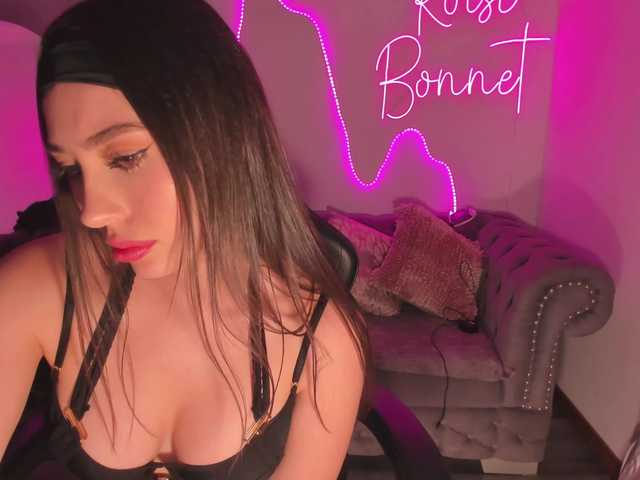 Nuotraukos RoiseBonnet ♥ My wet pussy needs a dick, come and fuck me! ♥ IG:@roise_bonnet ♥Cum show ♥ @remain