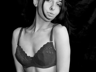 Erotinis vaizdo pokalbis -KittyDoll-Meow-