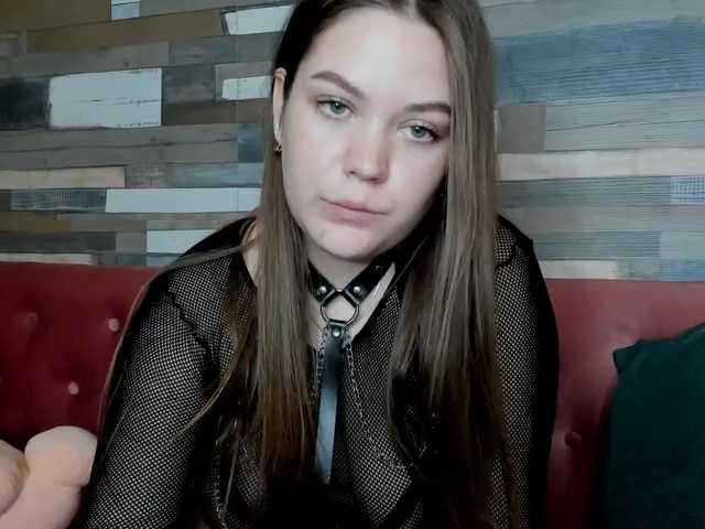 Transliacijos ekrano nuotraukos ronigreny