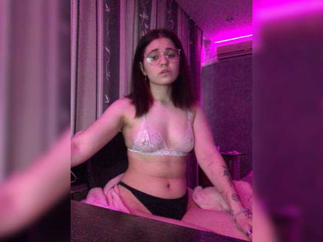 Transliacijos ekrano nuotraukos ronu4u