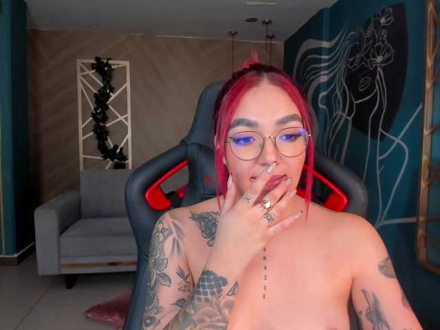 Transliacijos ekrano nuotraukos RosalineMay