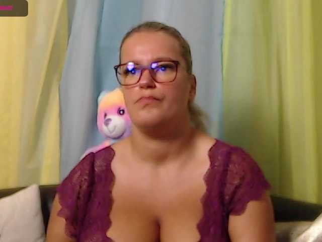 Transliacijos ekrano nuotraukos Roselyn25