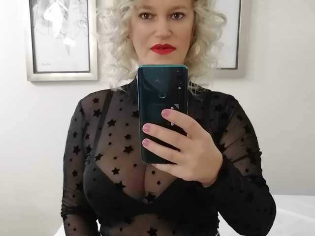 Profilio nuotrauka Roselyn25