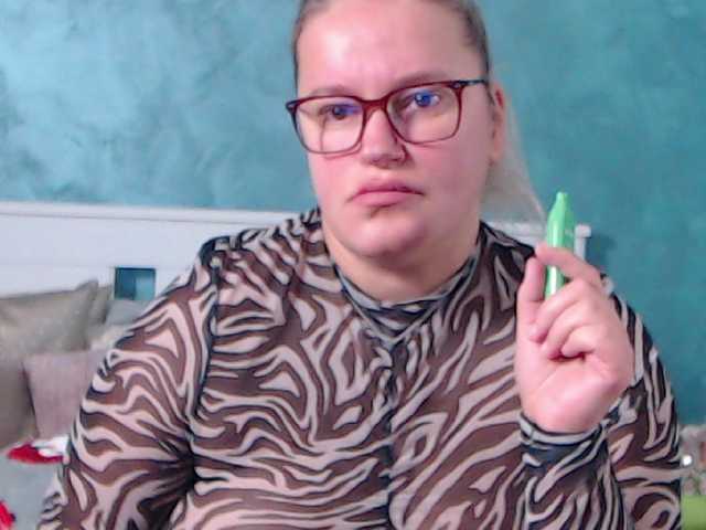 Transliacijos ekrano nuotraukos Roselyn25