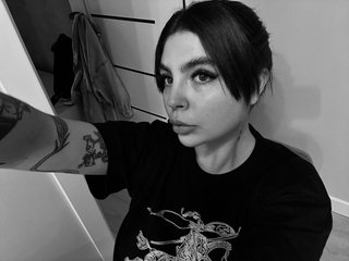 Erotinis vaizdo pokalbis RoseMoonn