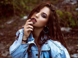 Erotinis vaizdo pokalbis rosequinn