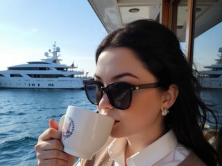 Erotinis vaizdo pokalbis StarryDoll