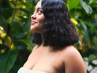 Erotinis vaizdo pokalbis Rossyann