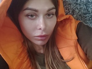 Nuotraukos RoxaneOBloom Hey guys!:) Goal- #Dance #hot #pvt #c2c #fetish #feet #roleplay Tip to add at friendlist and for requests!