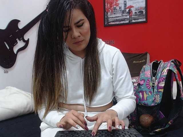 Transliacijos ekrano nuotraukos Roxy-Spencer