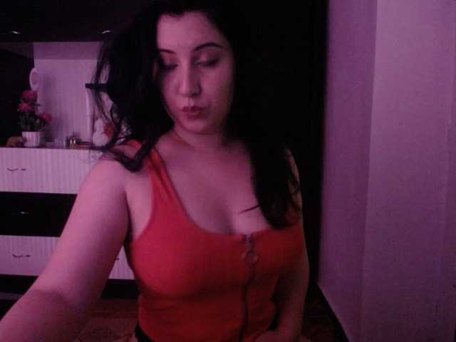 Nuotraukos roxy4u #privat#naked#brunete#hot#dance