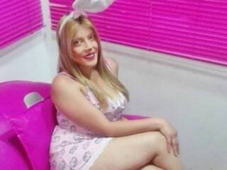 Erotinis vaizdo pokalbis rubyhilton