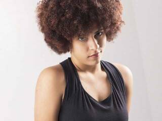 Erotinis vaizdo pokalbis RukyaBlue