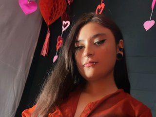 Erotinis vaizdo pokalbis Saarah69