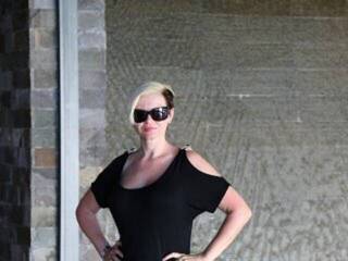 Erotinis vaizdo pokalbis SabriCastello