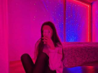 Erotinis vaizdo pokalbis sadhellokitty