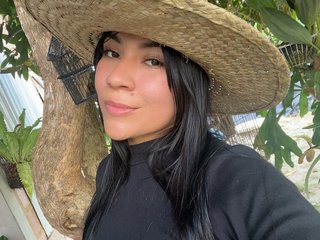 Erotinis vaizdo pokalbis sallytatto