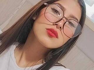 Erotinis vaizdo pokalbis salome-valderrama