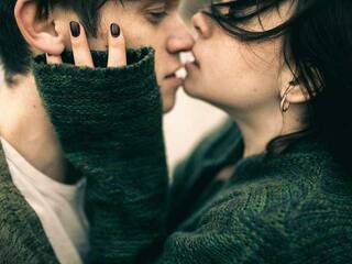 Erotinis vaizdo pokalbis Saloreya