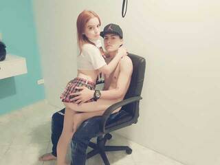 Erotinis vaizdo pokalbis Samant-Andrew