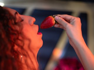 Erotinis vaizdo pokalbis SamantaMilff