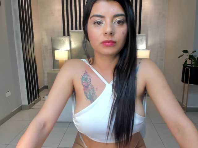 Nuotraukos SamanthaGrand ♥ My body wants to feel your touch. Let’s have fun! ♥ IG @samantha.grandcm ♥ At goal Ride dildo ♥ @remain