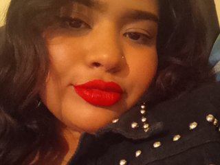 Erotinis vaizdo pokalbis Samanthahotss