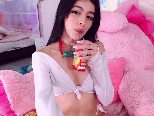 Transliacijos ekrano nuotraukos SamanthaToft