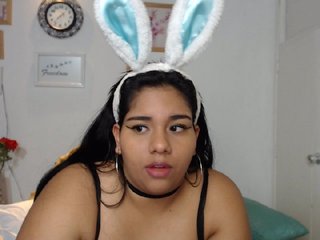 Nuotraukos samihoney7 Sunday of naughty bunnies #cum #chubbygirl #sexy #latina #twerk #bigtits #bigass #dance let's go !!