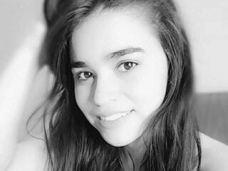 Erotinis vaizdo pokalbis samyjohnson