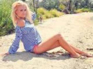 Erotinis vaizdo pokalbis sandradj