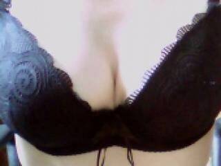 Erotinis vaizdo pokalbis sansevvera